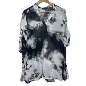 YING @ CAI | Black & White Mono Tie Dye Sheer VNeck Lightweight Blouse | Size 4X